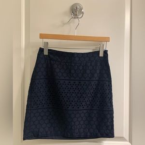 Banana Republic Navy Blue Cotton Eyelet Skirt | Size 0 | 16” from top to bottom